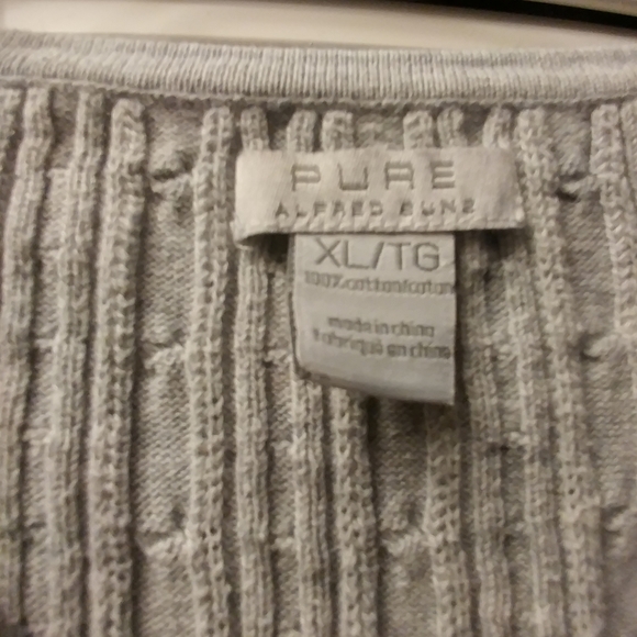 2 for $15. Cable knit sweater - Picture 3 of 3